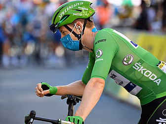 Sam Bennett's team manager que...