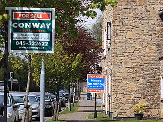 House Prices Skyrocket 13% Nat...