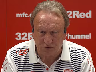 Warnock: Players refusing COVI...