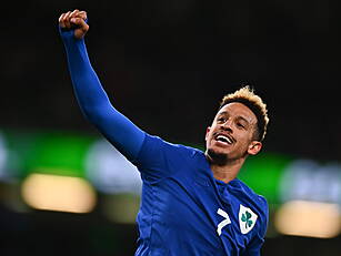 Robinson hat-trick helps Irela...