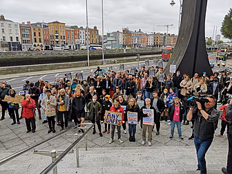 Hundreds Protest At Dublin Cit...