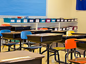 Teacher Union Wants Contact Tr...