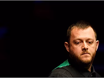 Mark Allen produces brilliant...