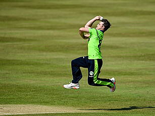Campher joins elite club as Ir...