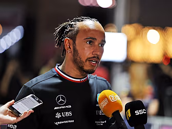 Hamilton hits out at Saudi Ara...