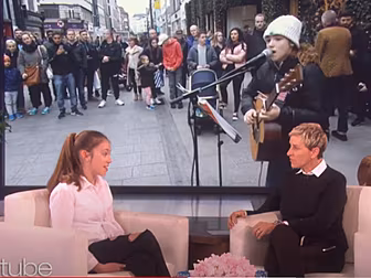 Allie Sherlock Chats About Bus...