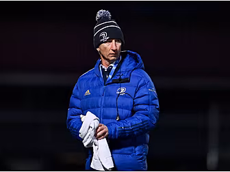 Leo Cullen signs Leinster cont...