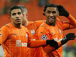 FIFA relaxes rules to allow fo...