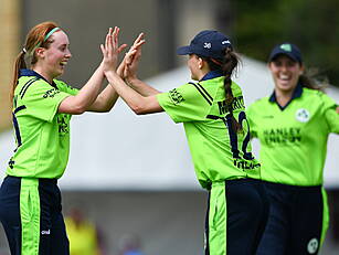 Irish women's cricketers grant...