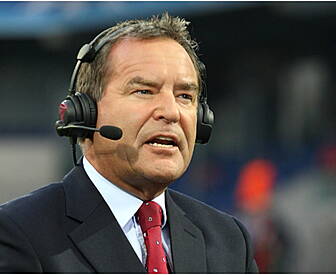 Jeff Stelling to remain at Soc...