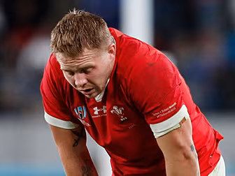 Concussion forces Wales flanke...
