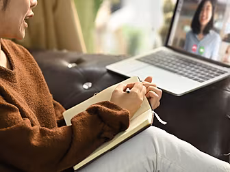 Survey Finds Remote Workers Fa...