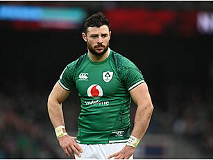 Robbie Henshaw signs IRFU cont...