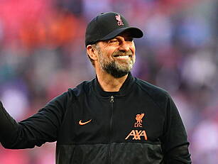 Jurgen Klopp signs new contrac...