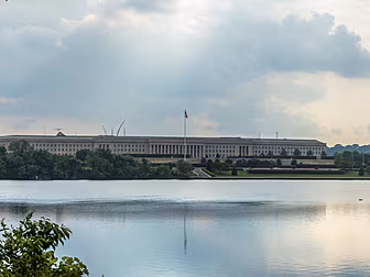 Pentagon Welcomes Ireland To A...