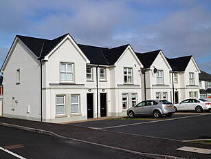 House Price Rises Higher In We...