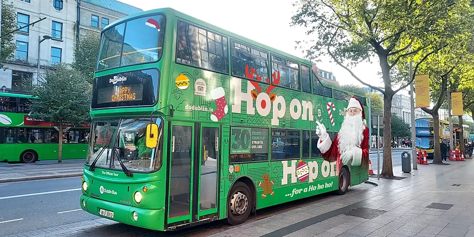 There's An Amazing Christmas B...