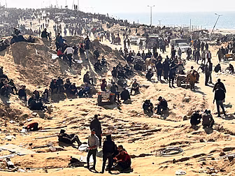Israeli Military Dismiss Two O...