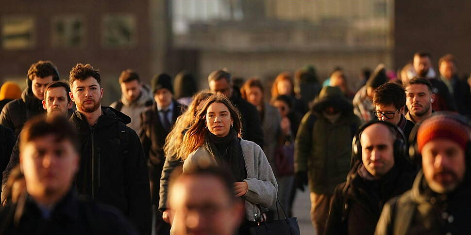 800,000 Jobs At Risk From AI A...