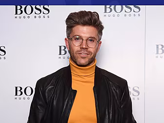 Darren Kennedy Shares His Full...