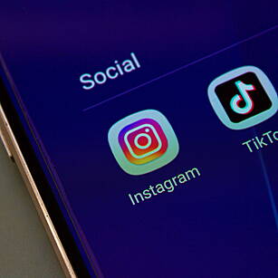 Minister Vows To Ban Social Me...