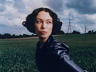 Claire Beck's Saturday SoundSy...