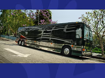 Foil, Arms And Hog's Tour Bus...
