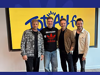 Westlife Have A Very Special T...