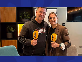 Katie Taylor And Dave Chat Ahe...